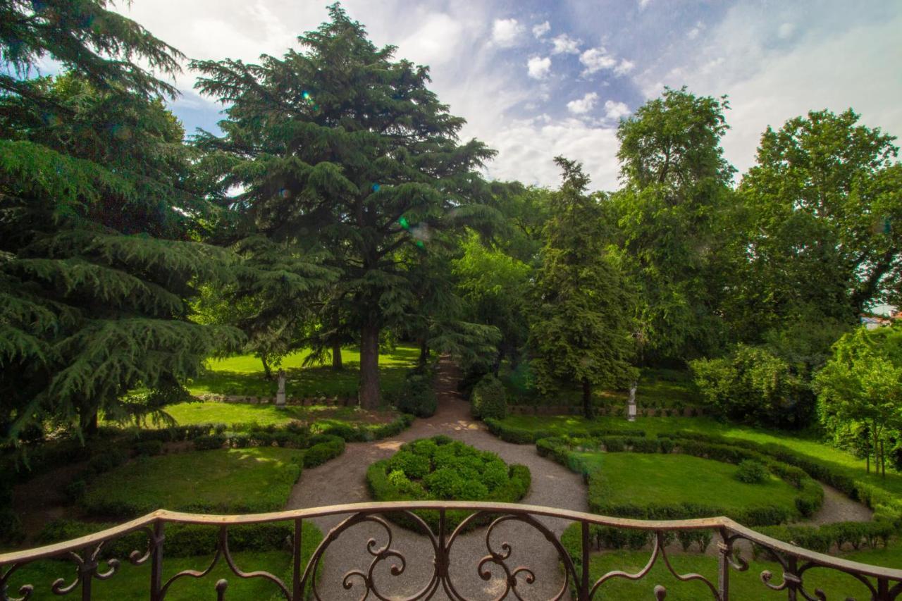 B & B Villa Dell'Usignolo Nerviano Buitenkant foto